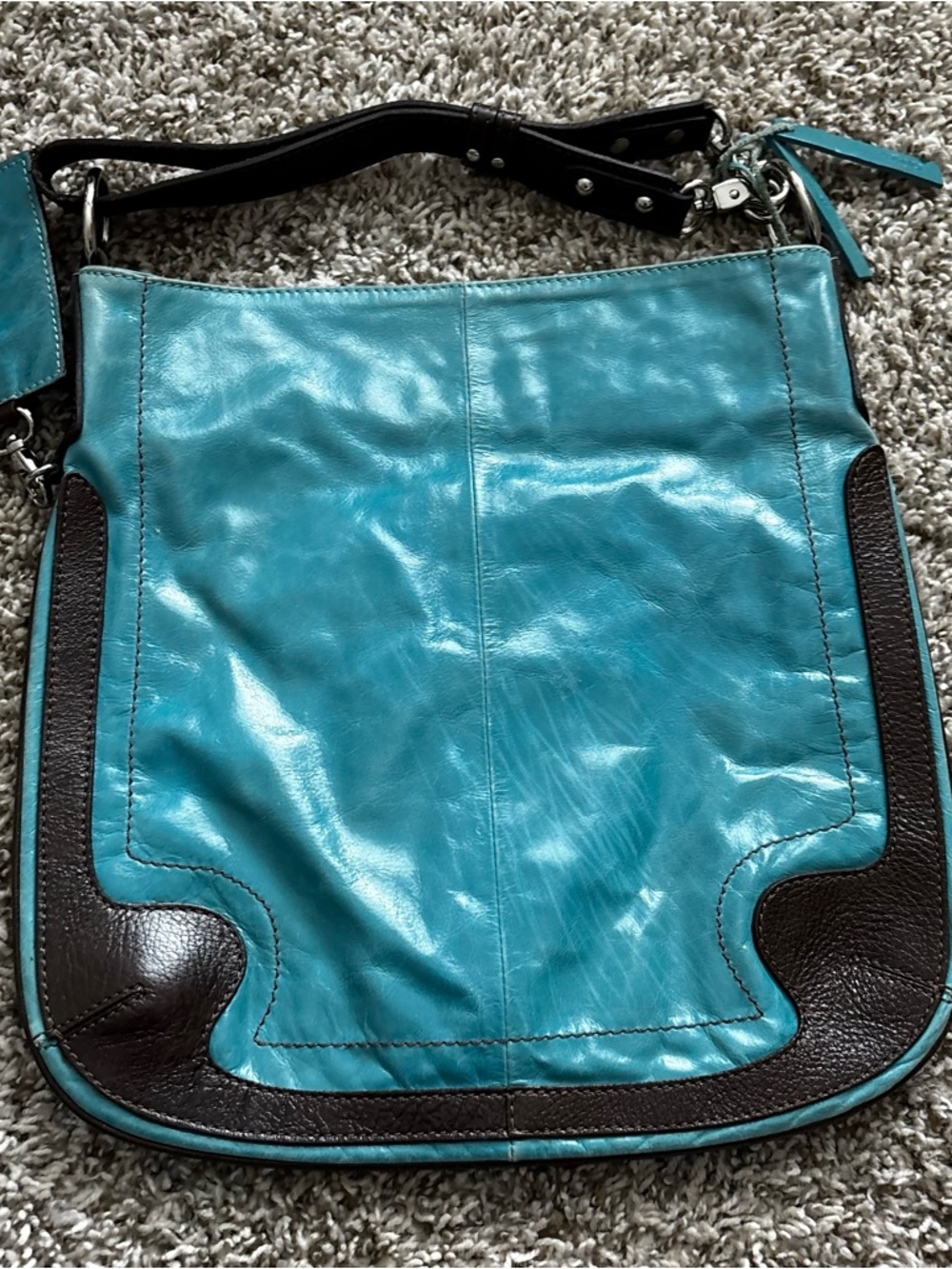 Tano Turquoise and black Two-Tone Leather Shoulder Bag net leather
